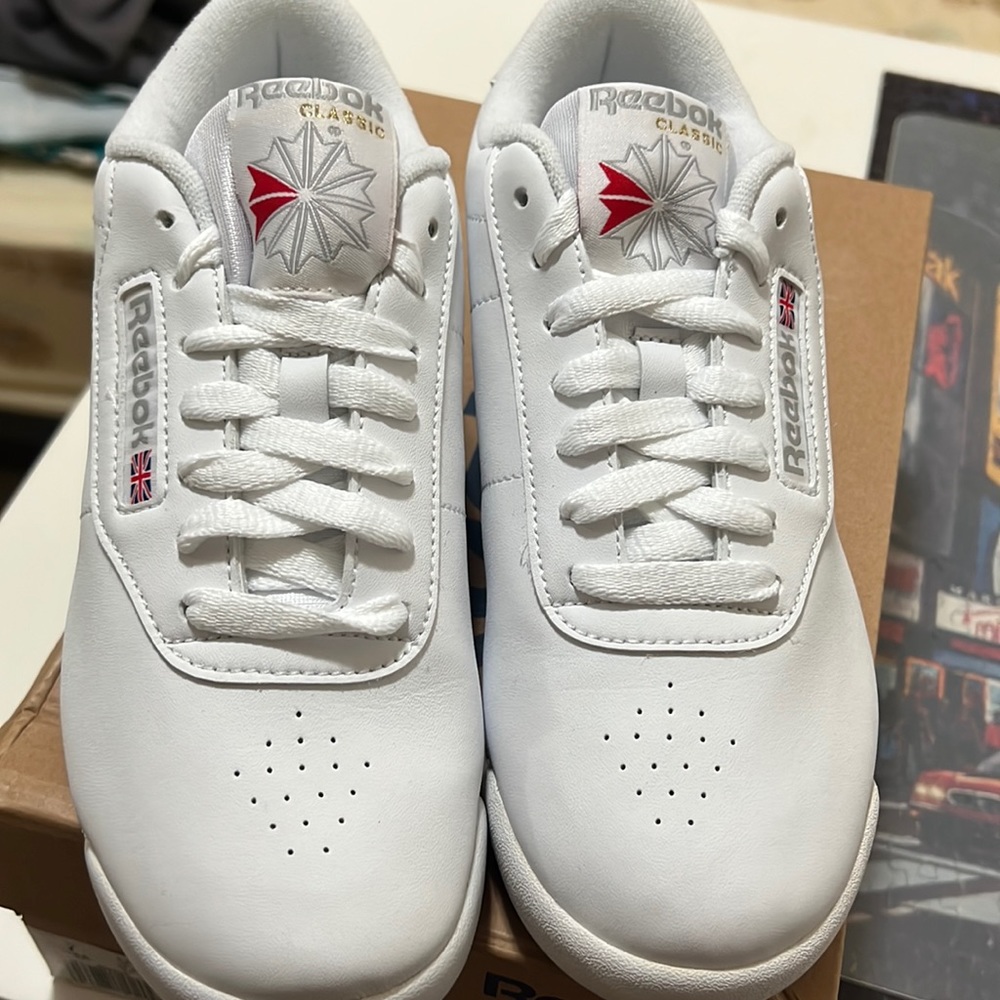 NEW Rebook Classics